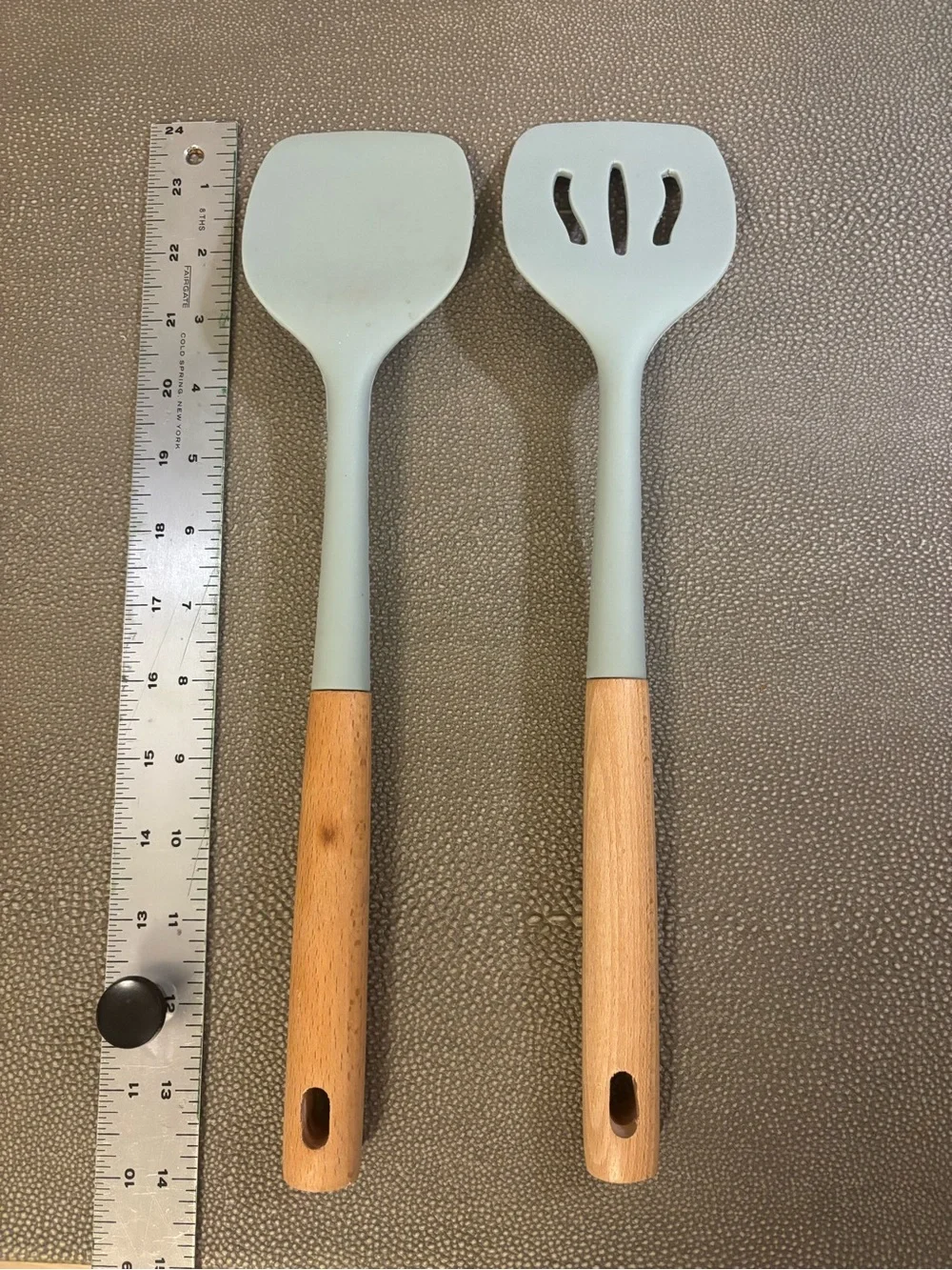 Silicone and Wood Kitchen Spatula Set - Sage Green